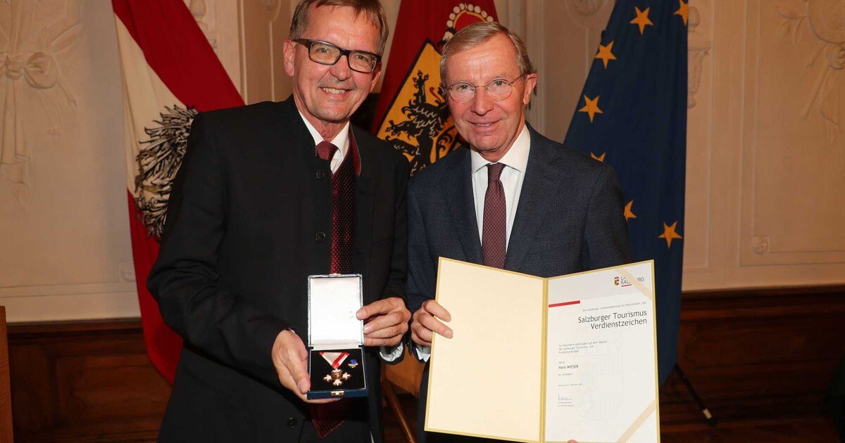 Touristiker Hans Wieser mit Salzburger Verdienstzeichen ausgezeichnet