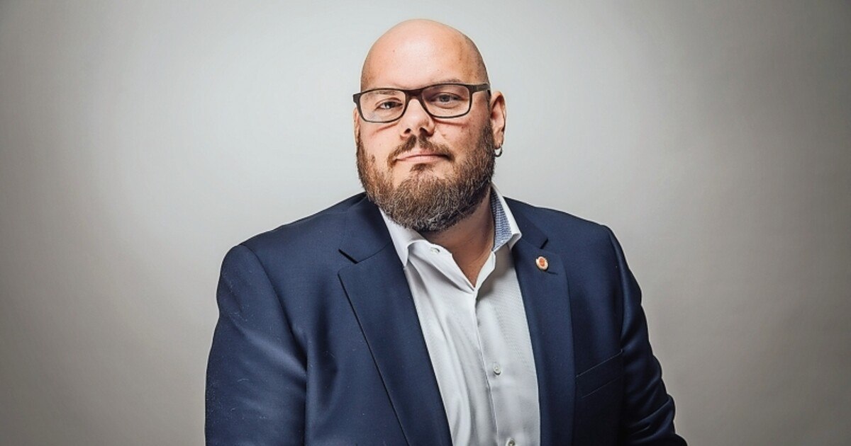 Pansi zieht es in die Kammer