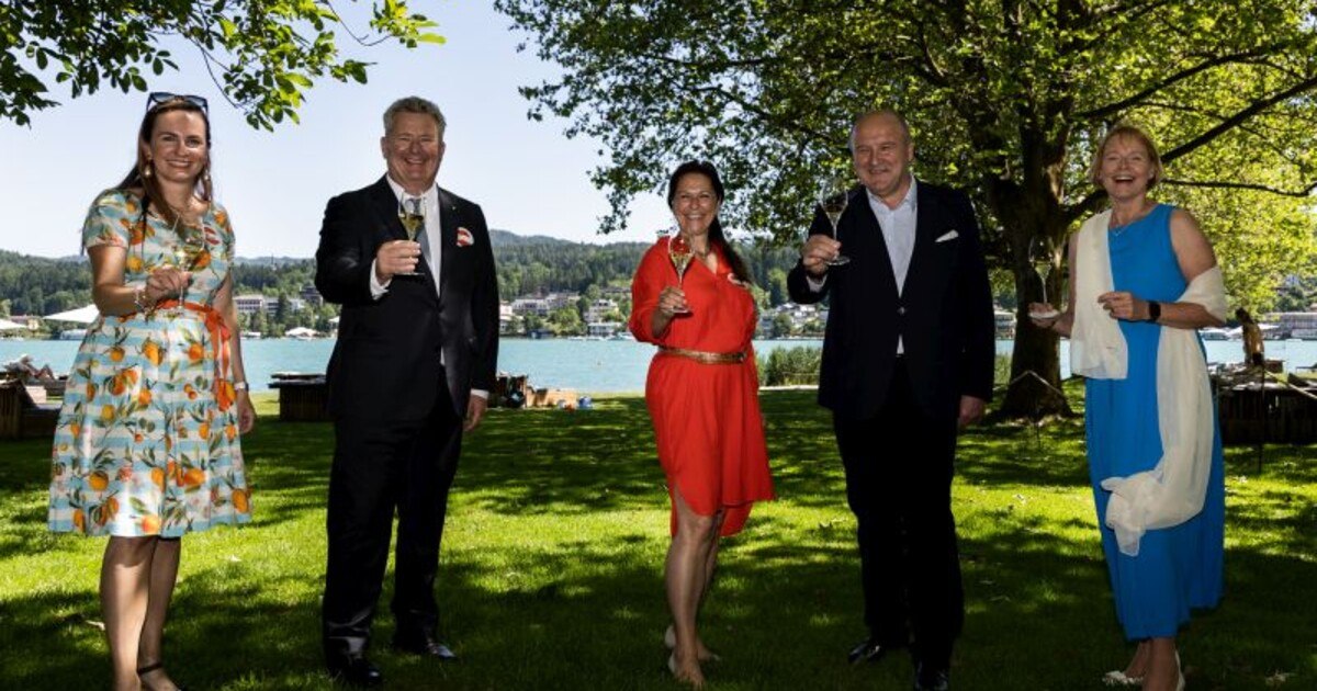 Großes Korkenknallen am Wörthersee