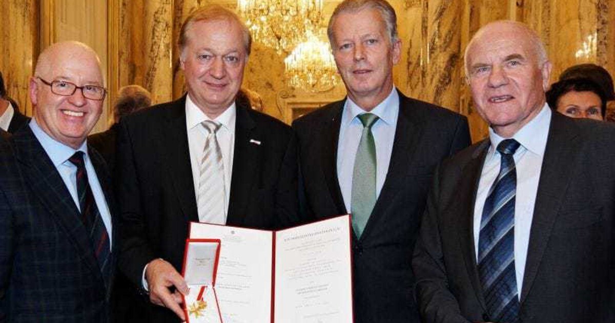 Goldenes Verdienstzeichen für Johann Haberl