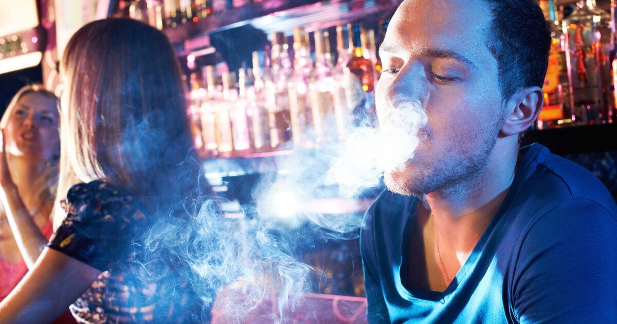Kein Rauchverbot: Es darf weiter gequalmt werden