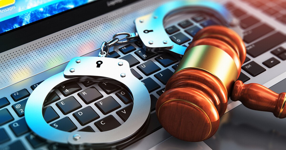 Klarnamen-Pflicht bei Bewertungen?