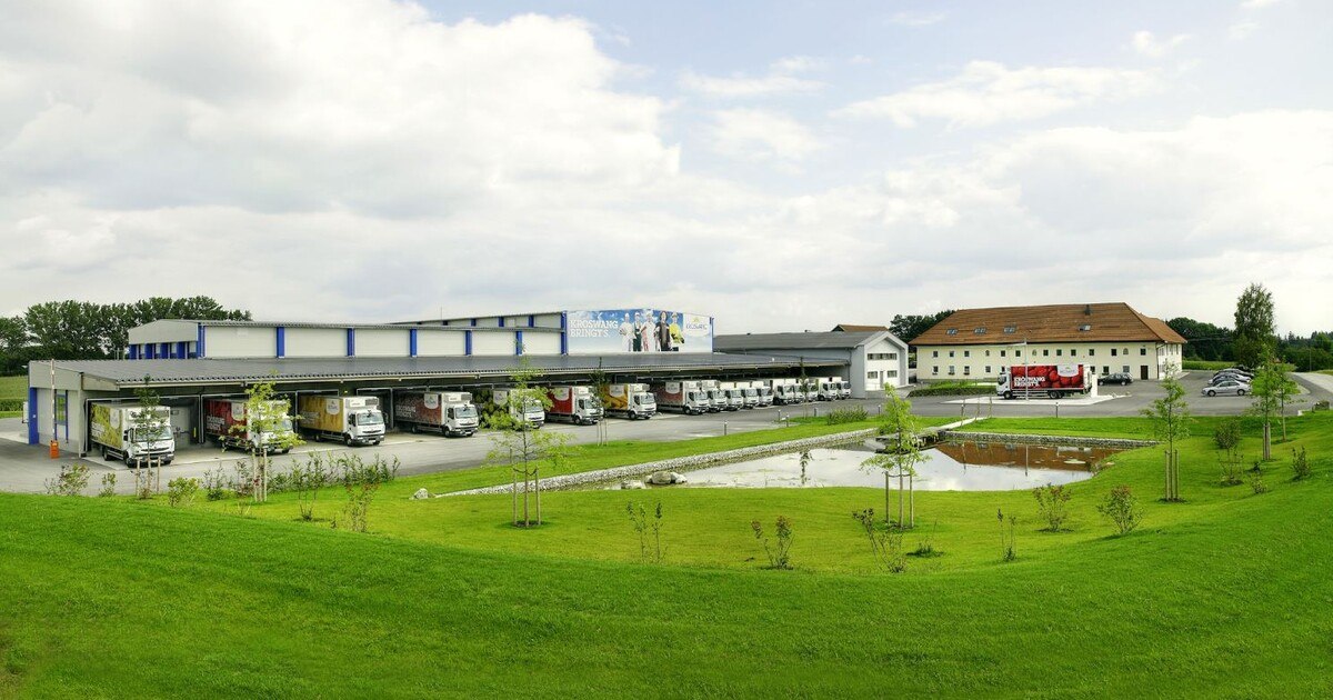 Kröswang: Über Nacht wird Frischfleisch gebracht