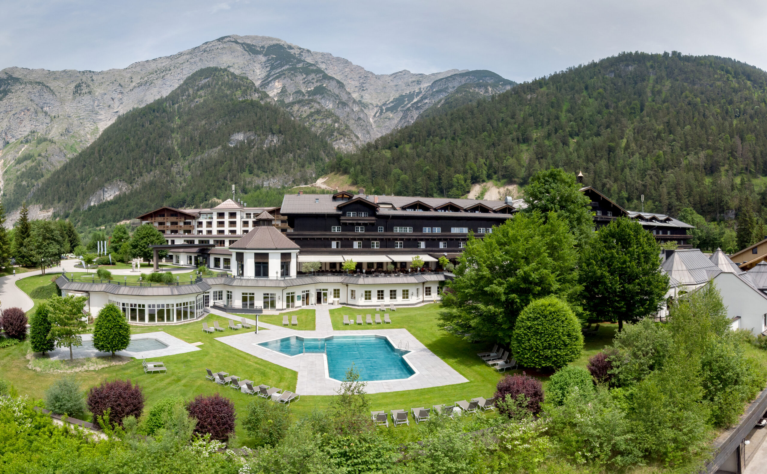 Spatenstich für World of Congress Brandlhof Saalfelden