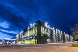 Die Halle A erleuchtet hell - mithilfe von LEDs. © MCG / Krug