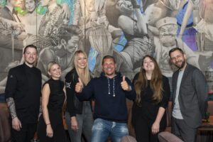 v.l.n.r.: Alexander Knelle, Anna Dvoracek, Melanie Dvoracek, Michael Dvoracek, Elena Vacano, Alexander Scharf. © &Social Culinarius