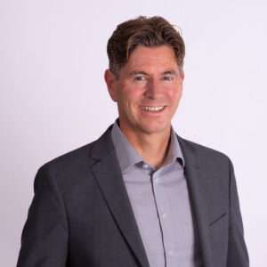 Portrait von Stefan Brandlehner.