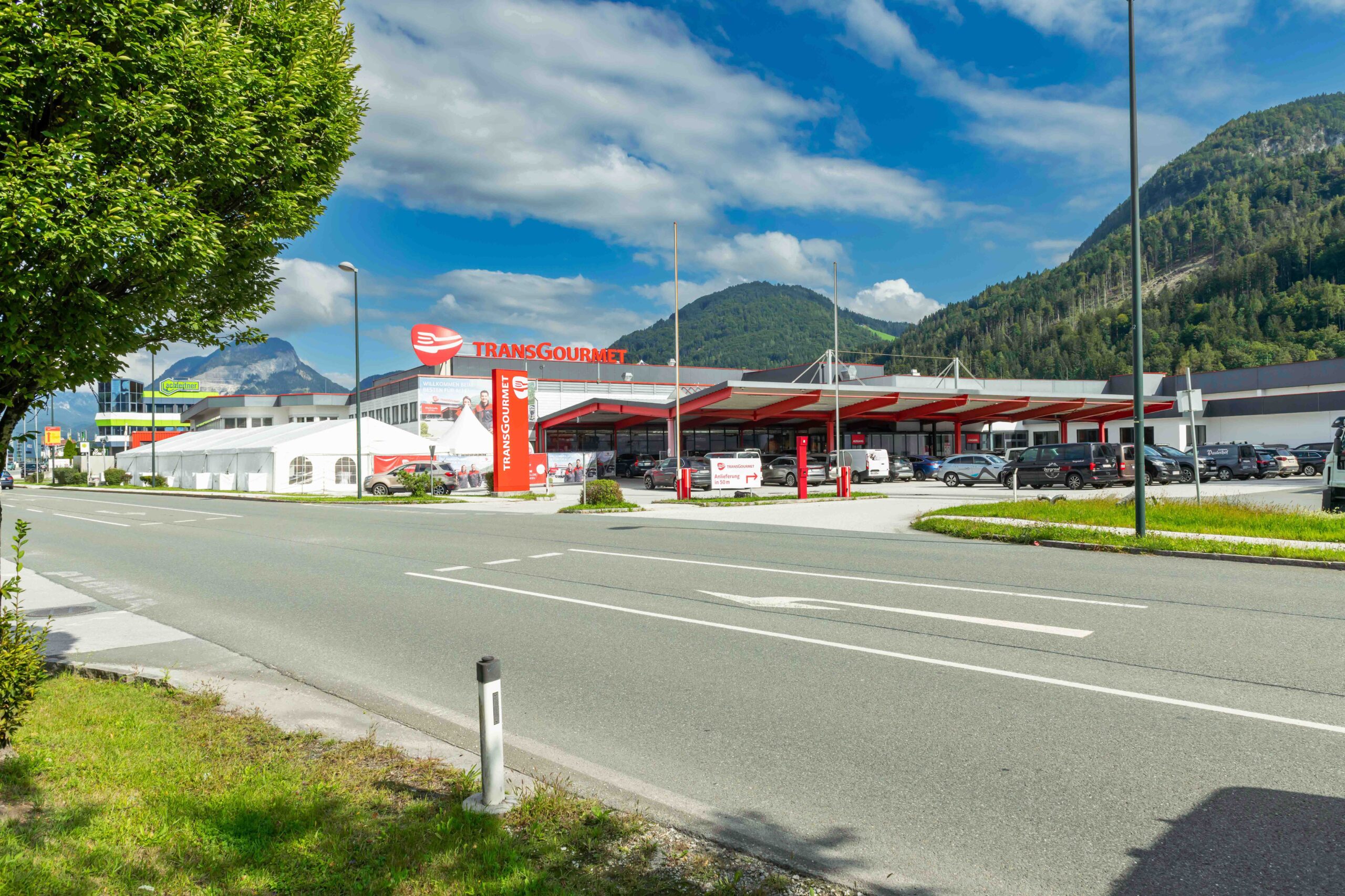 Aus Riedhart wird Transgourmet Wörgl