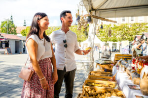 45 Produzenten aus dem Alpen-Adria Raum präsentieren ihre Köstlichkeiten vom 18. - 20.9. in der Innenstadt von Klagenfurt am Wörthersee. © Michael Stabentheiner/ Tourismus Region Klagenfurt a.W.
