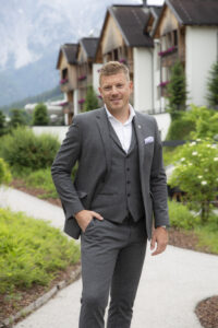 Daniel Kraft, Hoteldirektor Dachsteinkönig – Familux Resort © www.fotohofer.at